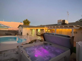 Jacuzzi Pool Home & Casita WiFi AC TVs RV Boat parking